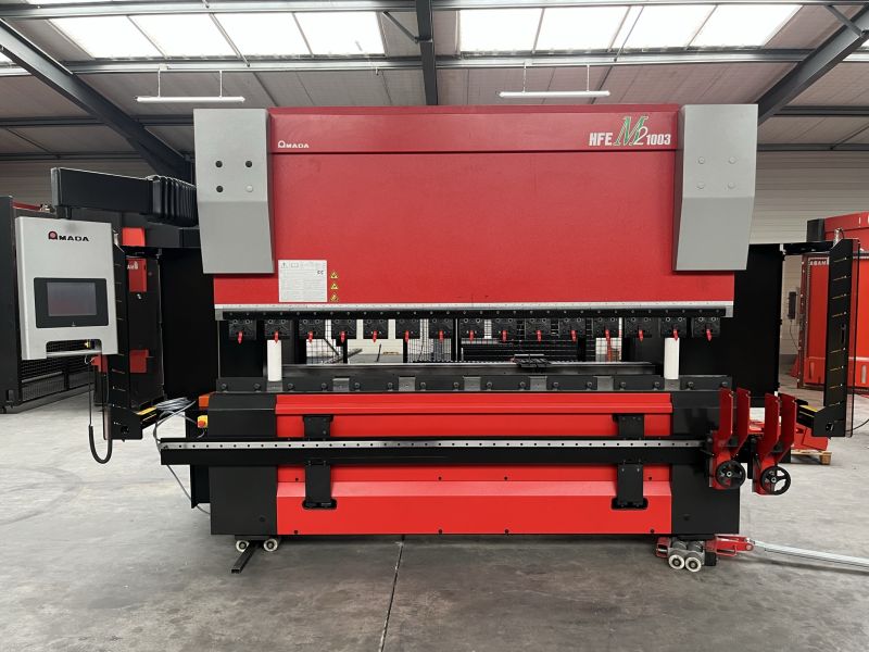 Presse plieuse AMADA 3050 x 100T