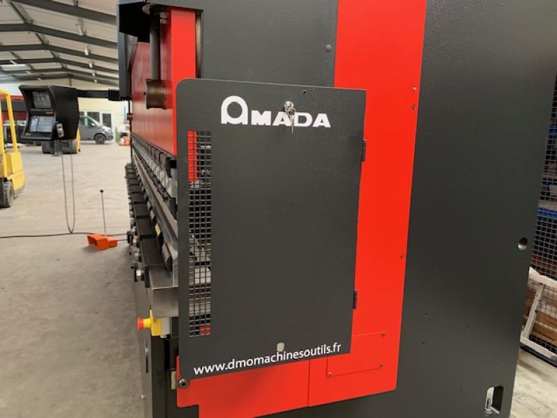 Presse plieuse AMADA 4000 x 170T