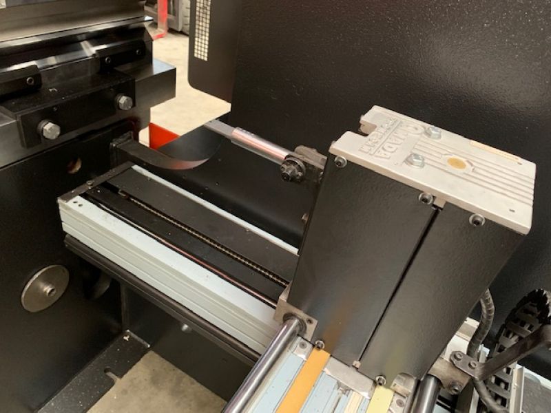 Presse plieuse AMADA 4000 x 170T