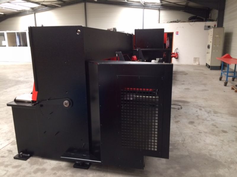 Shear AMADA 3100 x 6 mm