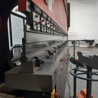 Presse plieuse AMADA 6100 x 220T