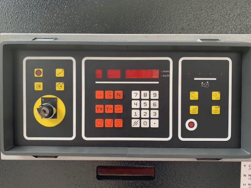Cisaille AMADA GX 4000 x 8 mm