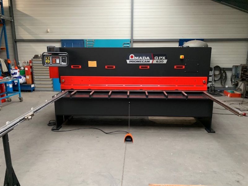 Cisaille AMADA GPX 3050 x 6 mm