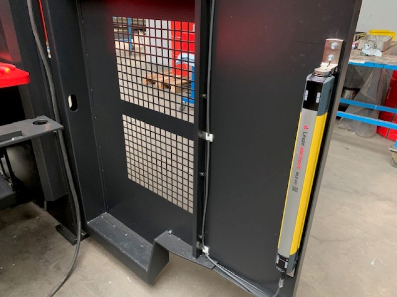 Cisaille AMADA GPX 3050 x 6 mm