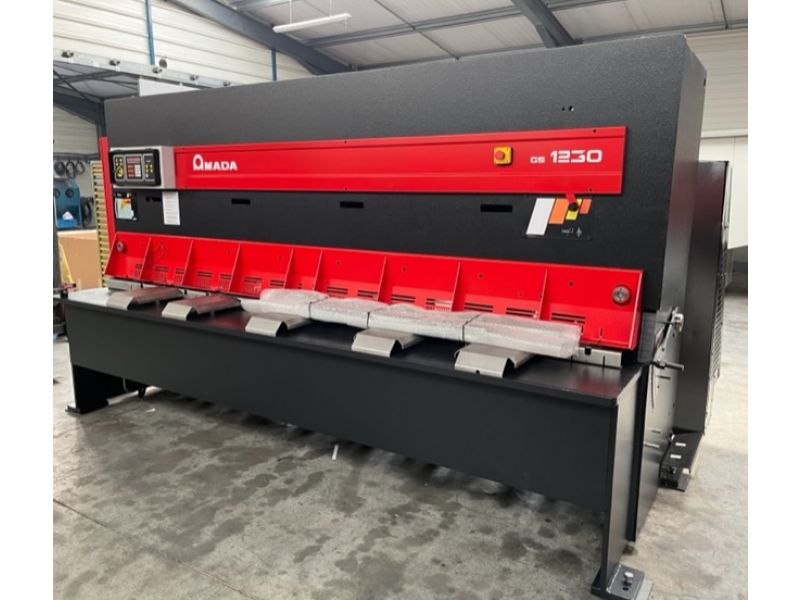 Cisaille AMADA GS 3050 x 12 mm 