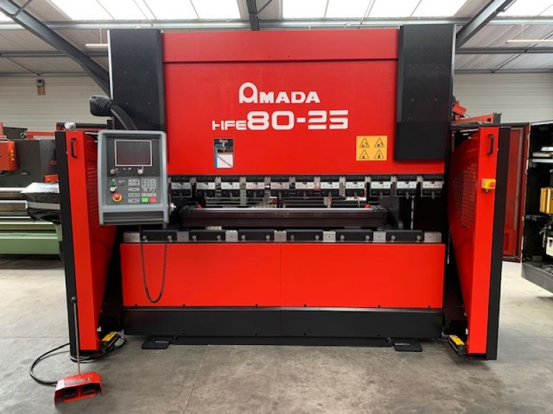 Presse plieuse AMADA 2570 x 80T