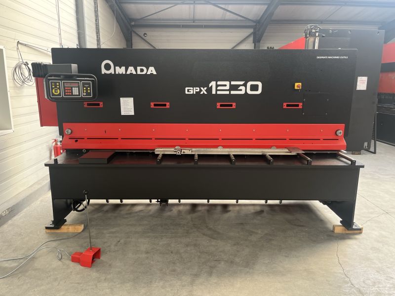 Cisaille AMADA GPX 3050 x 12 mm