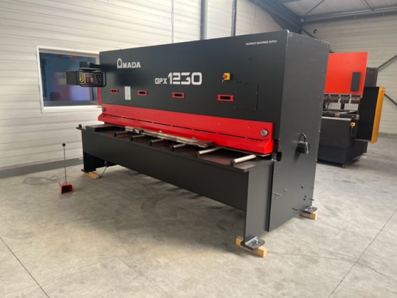 Cisaille AMADA GPX 3050 x 12 mm