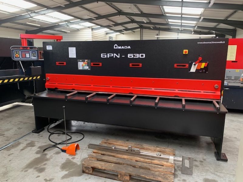 Cisaille AMADA GPN 3050 x 6 mm