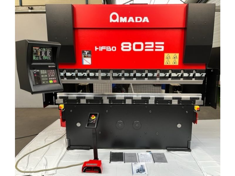 Presse plieuse AMADA 2500 x 80T